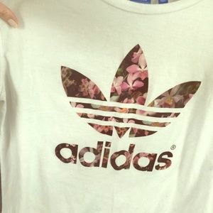 Adidas tee floral